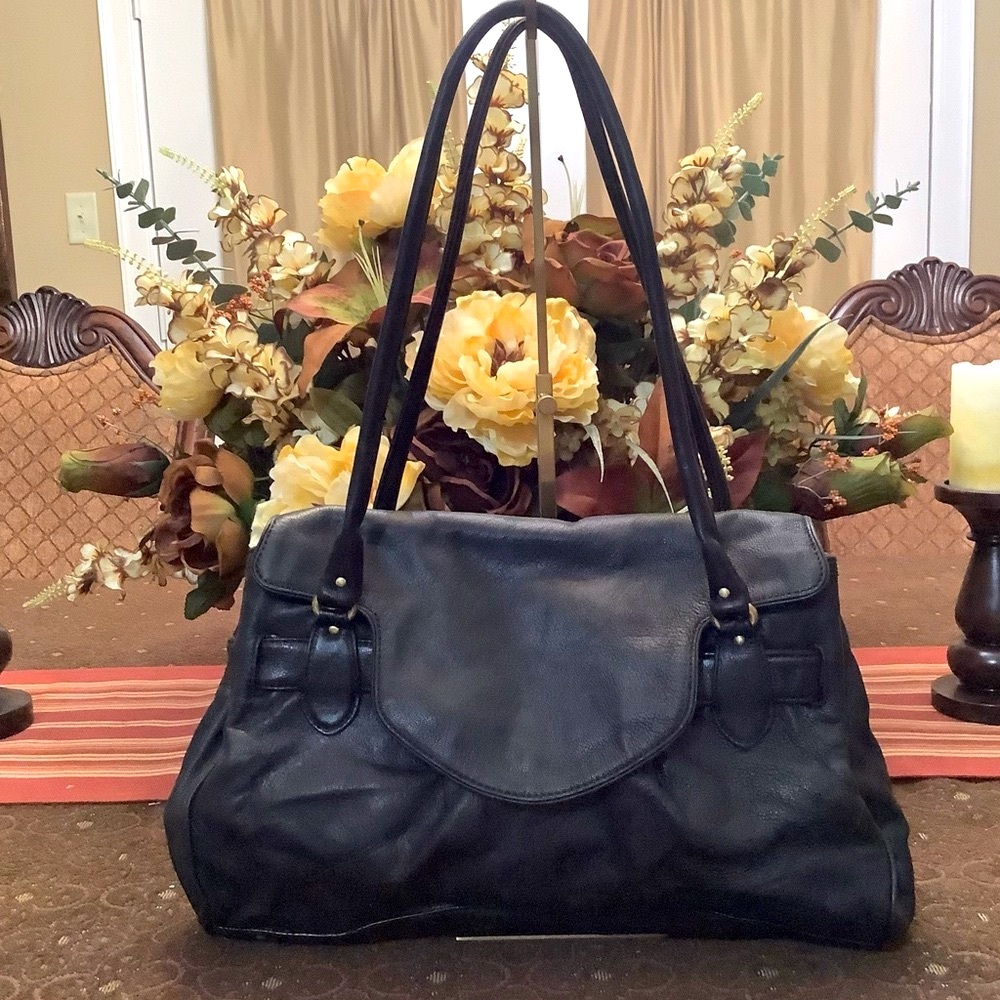 COLE HAAN LARGE TOTE BAG